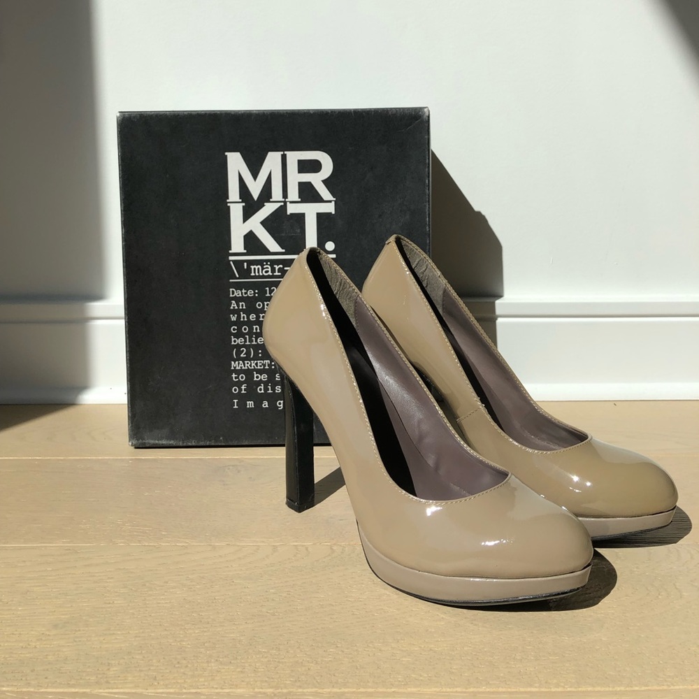 MRKT Taupe Pattent Leather Heels